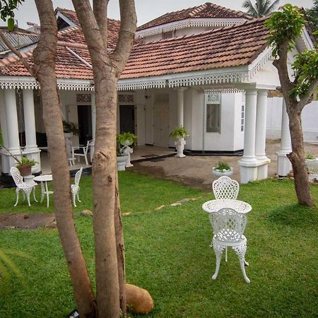 Villa Blanco Dehiwala-Mount Lavinia Kültér fotó