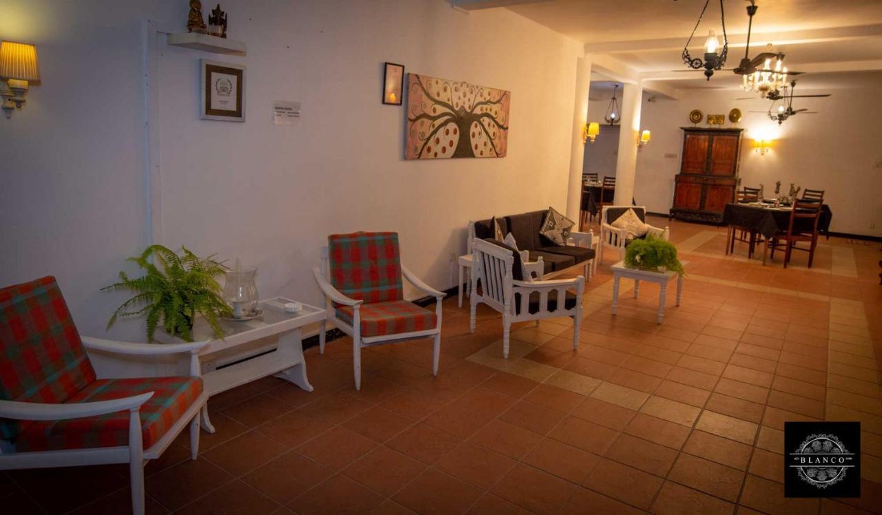 Villa Blanco Dehiwala-Mount Lavinia Kültér fotó