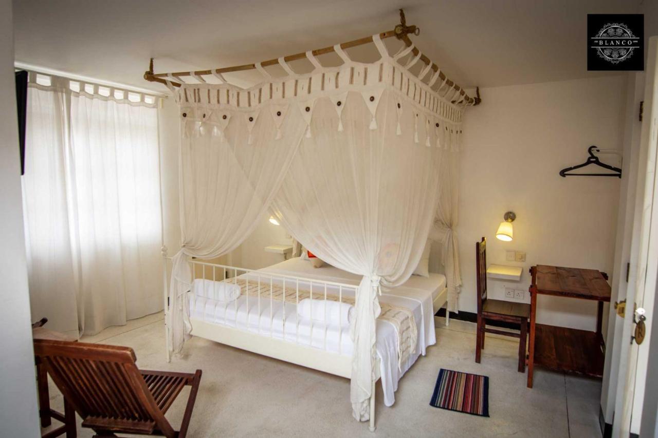 Villa Blanco Dehiwala-Mount Lavinia Kültér fotó